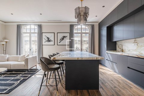 Купить квартиру в Барселона, Испания с 3 спальни, 119м², № 6591 - фото 3
