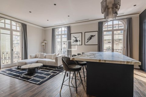 Apartamento de 3 dormitorios en venta en Barcelona, Cataluña, Spain № 6591