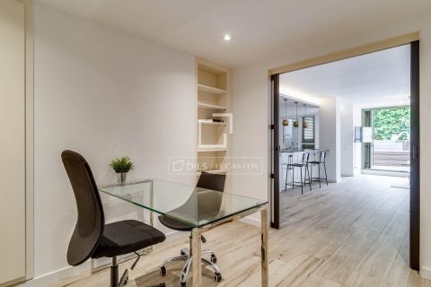 Apartamento de 3 dormitorios en alquiler en Barcelona, Cataluña, Spain № 6589 - foto 11