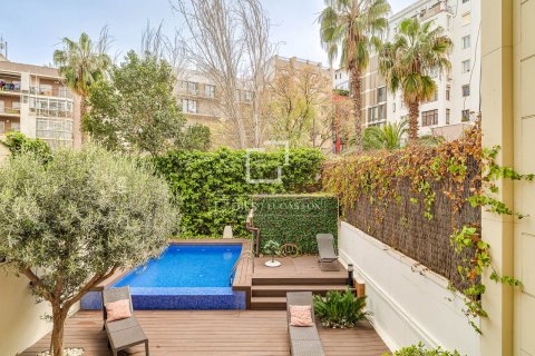 Apartamento de 3 dormitorios en alquiler en Barcelona, Cataluña, Spain № 6589 - foto 21
