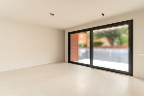 Apartamento de 4 dormitorios en venta en Barcelona, Cataluña, Spain № 6321 - foto 6