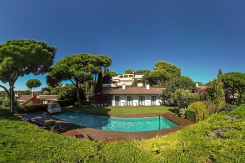 Сasa de 6 dormitorios en venta en Calonge, Gerona, Cataluña, Spain № 1389 - foto 2