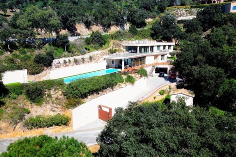 Сasa de 5 dormitorios en venta en Castell d'Aro, Gerona, Cataluña, Spain № 1392 - foto 29