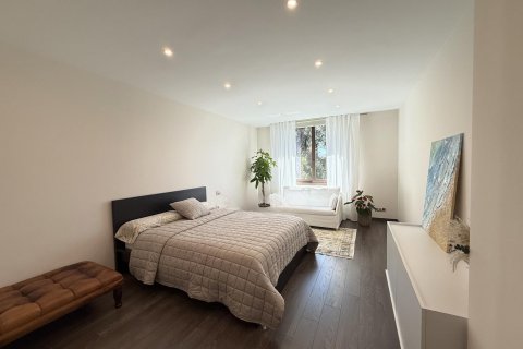 Сasa de 5 dormitorios en venta en Castell d'Aro, Gerona, Cataluña, Spain № 1392 - foto 17