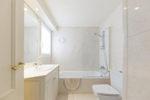 Сasa de 7 dormitorios en venta en S'Agaró, Gerona, Cataluña, Spain № 1391 - foto 19