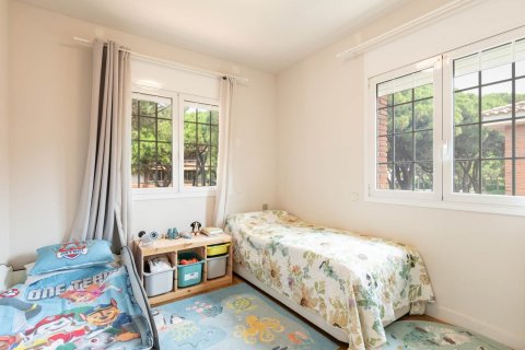 Сasa de 5 dormitorios en venta en Gavà, Barcelona, Cataluña, Spain № 1394 - foto 22