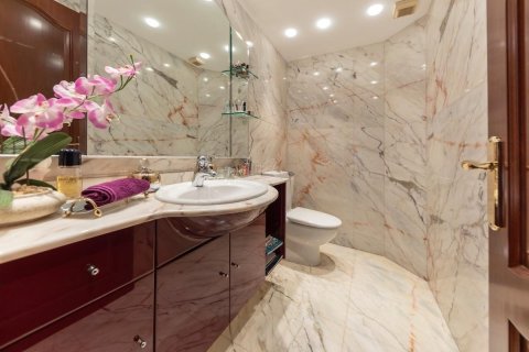 Сasa de 4 dormitorios en venta en S'Agaró, Gerona, Cataluña, Spain № 1390 - foto 23