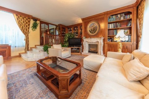Сasa de 4 dormitorios en venta en S'Agaró, Gerona, Cataluña, Spain № 1390 - foto 12