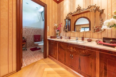 Сasa de 4 dormitorios en venta en S'Agaró, Gerona, Cataluña, Spain № 1390 - foto 29