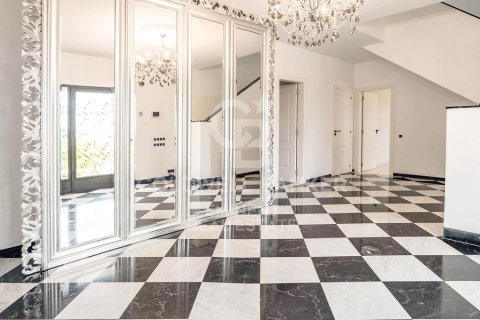 Сasa de 9 dormitorios en venta en Castelldefels, Barcelona, Cataluña, Spain № 5490 - foto 18