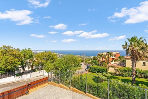 Сasa de 4 dormitorios en venta en Platja D'aro, Gerona, Cataluña, Spain № 1385 - foto 6