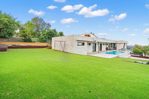 Сasa de 4 dormitorios en venta en Platja D'aro, Gerona, Cataluña, Spain № 1385 - foto 3