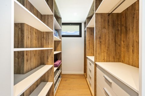 Сasa de 4 dormitorios en venta en Platja D'aro, Gerona, Cataluña, Spain № 1385 - foto 18