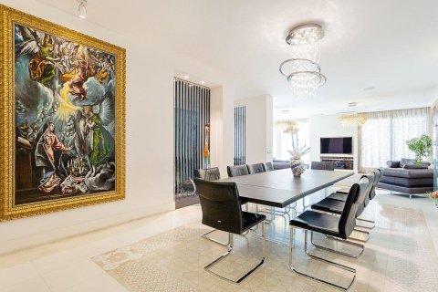Сasa de 4 dormitorios en venta en Platja D'aro, Gerona, Cataluña, Spain № 1384 - foto 26