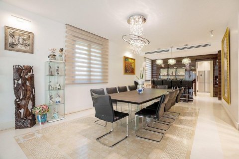 Сasa de 4 dormitorios en venta en Platja D'aro, Gerona, Cataluña, Spain № 1384 - foto 9