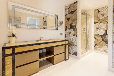 Сasa de 4 dormitorios en venta en Platja D'aro, Gerona, Cataluña, Spain № 1384 - foto 12