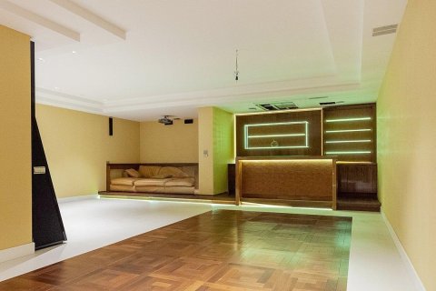 Сasa de 4 dormitorios en venta en Platja D'aro, Gerona, Cataluña, Spain № 1384 - foto 30