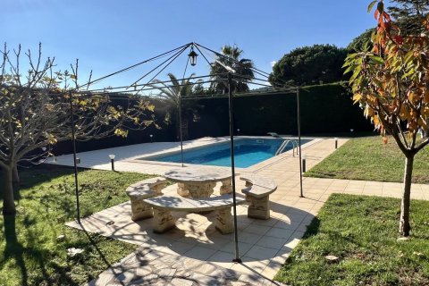Сasa de 5 dormitorios en venta en Sant Antoni de Calonge, Gerona, Cataluña, Spain № 1383 - foto 5