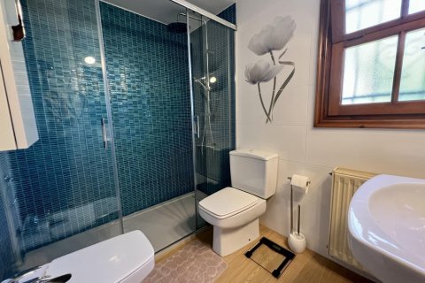 Сasa de 5 dormitorios en venta en Sant Antoni de Calonge, Gerona, Cataluña, Spain № 1383 - foto 20