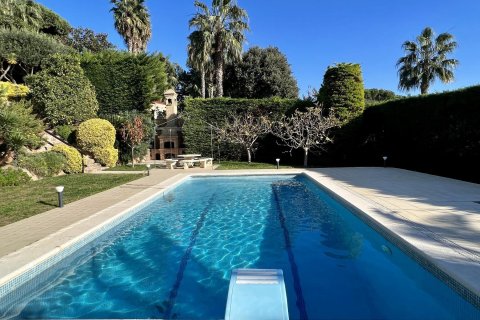 Сasa de 5 dormitorios en venta en Sant Antoni de Calonge, Gerona, Cataluña, Spain № 1383 - foto 3