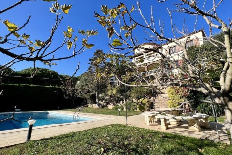 Сasa de 5 dormitorios en venta en Sant Antoni de Calonge, Gerona, Cataluña, Spain № 1383 - foto 4