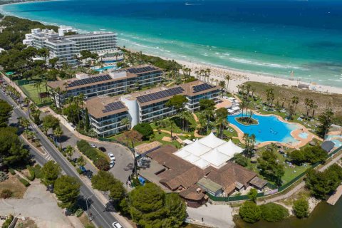 Propiedad comercial de 4992 m² en venta en Sitges, Barcelona, Cataluña, Spain № 1455