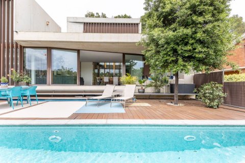Сasa de 5 dormitorios en venta en Sant Cugat del Vallès, Barcelona, Cataluña, Spain № 1457