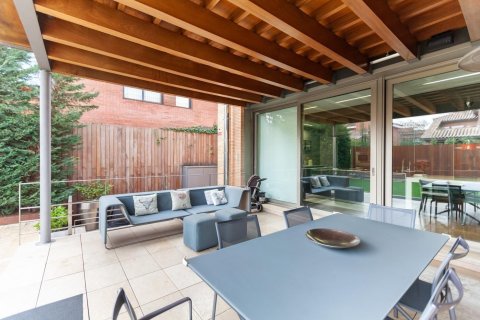 Сasa de 5 dormitorios en venta en Sant Cugat del Vallès, Barcelona, Cataluña, Spain № 1456 - foto 13