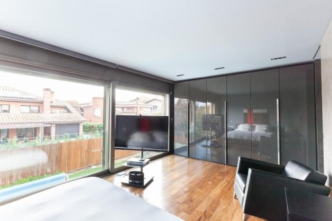 Сasa de 5 dormitorios en venta en Sant Cugat del Vallès, Barcelona, Cataluña, Spain № 1456 - foto 22