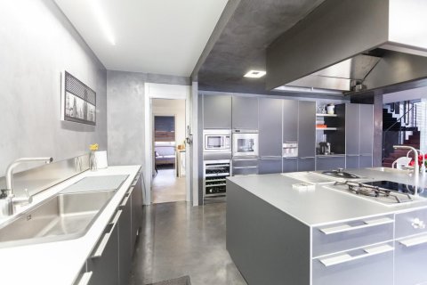 Сasa de 5 dormitorios en venta en Sant Cugat del Vallès, Barcelona, Cataluña, Spain № 1456 - foto 10