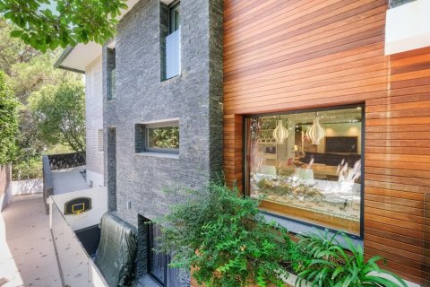 Сasa de 6 dormitorios en venta en Sant Cugat del Vallès, Barcelona, Cataluña, Spain № 1454 - foto 13