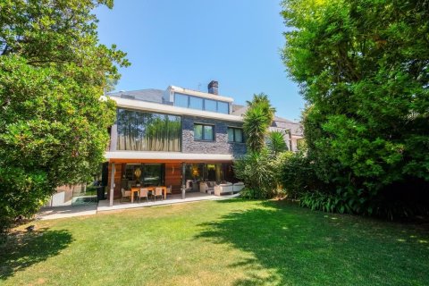 Сasa de 6 dormitorios en venta en Sant Cugat del Vallès, Barcelona, Cataluña, Spain № 1454