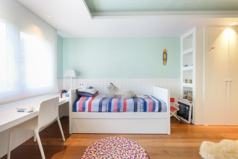 Сasa de 6 dormitorios en venta en Sant Cugat del Vallès, Barcelona, Cataluña, Spain № 1454 - foto 25