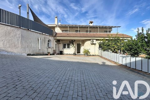 Купить дом в Абрера, Испания с 4 спальни, 294м², № 7401 - фото 24