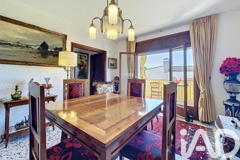 Apartamento de 4 dormitorios en venta en Vilanova i la Geltrú, Barcelona, Cataluña, Spain № 7400 - foto 26