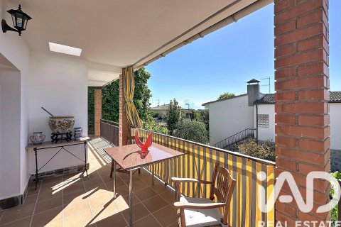 Apartamento de 4 dormitorios en venta en Vilanova i la Geltrú, Barcelona, Cataluña, Spain № 7400 - foto 10