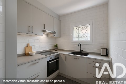 Apartamento de 4 dormitorios en venta en Vilanova i la Geltrú, Barcelona, Cataluña, Spain № 7400 - foto 8