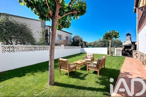 Apartamento de 4 dormitorios en venta en Vilanova i la Geltrú, Barcelona, Cataluña, Spain № 7400 - foto 29