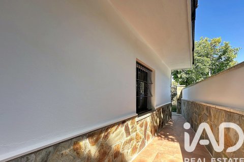 Apartamento de 4 dormitorios en venta en Vilanova i la Geltrú, Barcelona, Cataluña, Spain № 7400 - foto 3