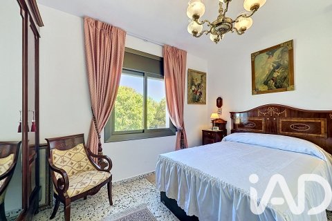 Apartamento de 4 dormitorios en venta en Vilanova i la Geltrú, Barcelona, Cataluña, Spain № 7400 - foto 11