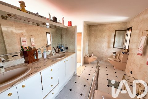 6 bedrooms house for sale in Vallirana, Barcelona, Catalonia, Spain № 7398 - photo 5