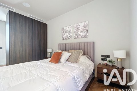 2 bedrooms apartment for sale in Barcelona, Catalonia, Spain № 7402 - photo 13