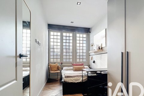 2 bedrooms apartment for sale in Barcelona, Catalonia, Spain № 7402 - photo 17