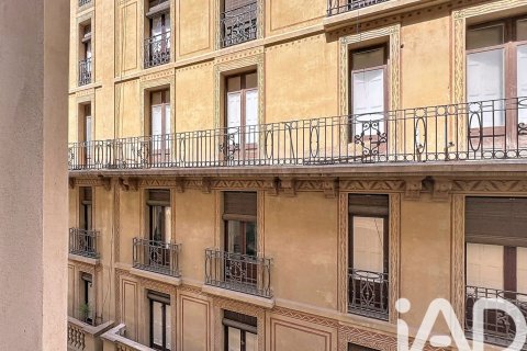 2 bedrooms apartment for sale in Barcelona, Catalonia, Spain № 7402 - photo 2