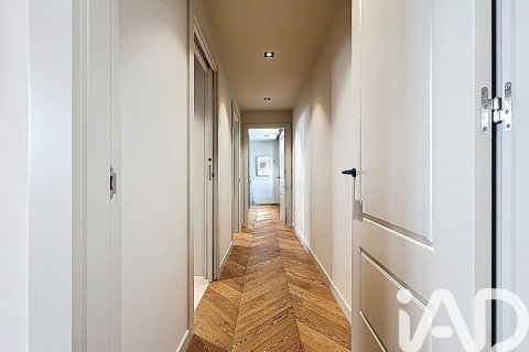 2 bedrooms apartment for sale in Barcelona, Catalonia, Spain № 7402 - photo 22