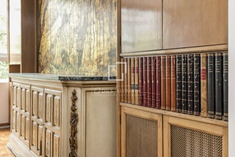 4 bedrooms apartment for sale in Barcelona, Catalonia, Spain № 7135 - photo 20