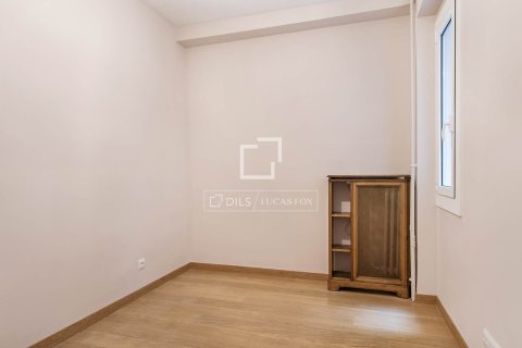 4 bedrooms apartment for sale in Barcelona, Catalonia, Spain № 7135 - photo 6