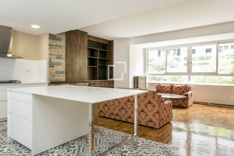 4 bedrooms apartment for sale in Barcelona, Catalonia, Spain № 7135 - photo 23