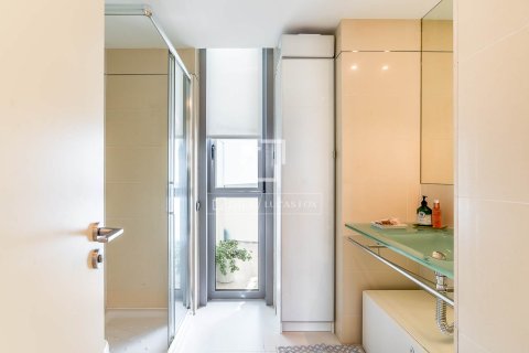 Купить квартиру в Барселона, Испания с 2 спальни, 82м², № 7134 - фото 16