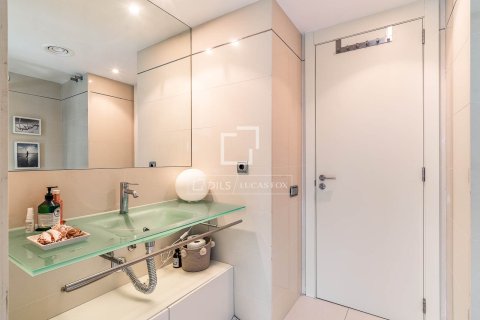 Купить квартиру в Барселона, Испания с 2 спальни, 82м², № 7134 - фото 15
